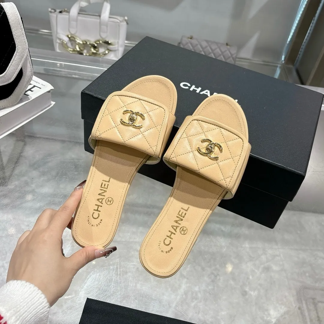 👟👟Ex-factory price 360👟👟 Genuine leather sole +40 Chanel Chanel 25C new women's double C schoolbag buckle flat sandals, fabric sheepskin, color: black: white: pink: apricot, code number: 5-40 (customized 41 42 43 customized non-returnable): rubber sole leather sole +40